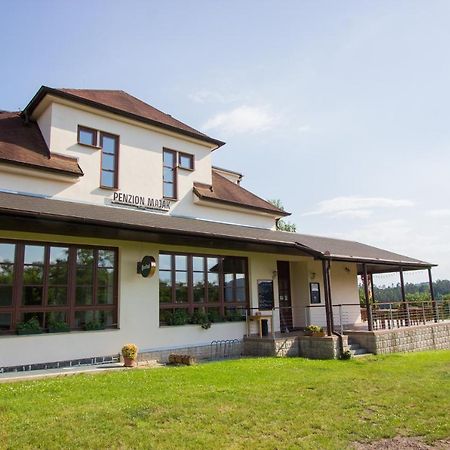 Dublovice Penzion Majak מראה חיצוני תמונה