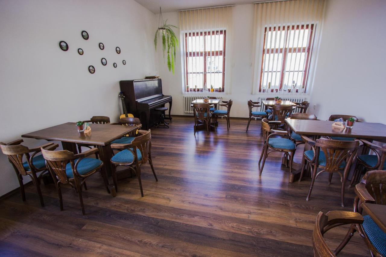 Dublovice Penzion Majak מראה חיצוני תמונה