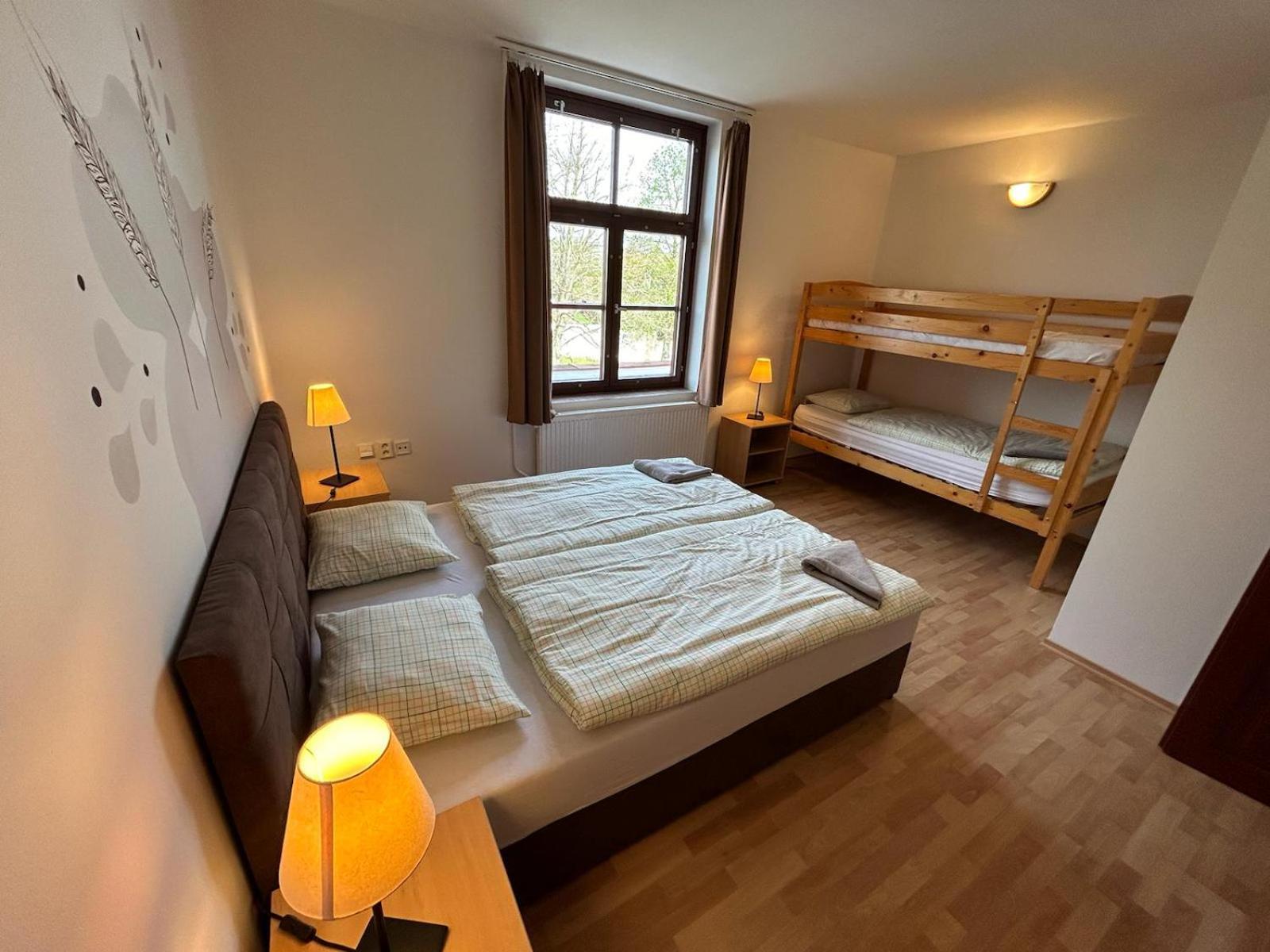 Dublovice Penzion Majak מראה חיצוני תמונה